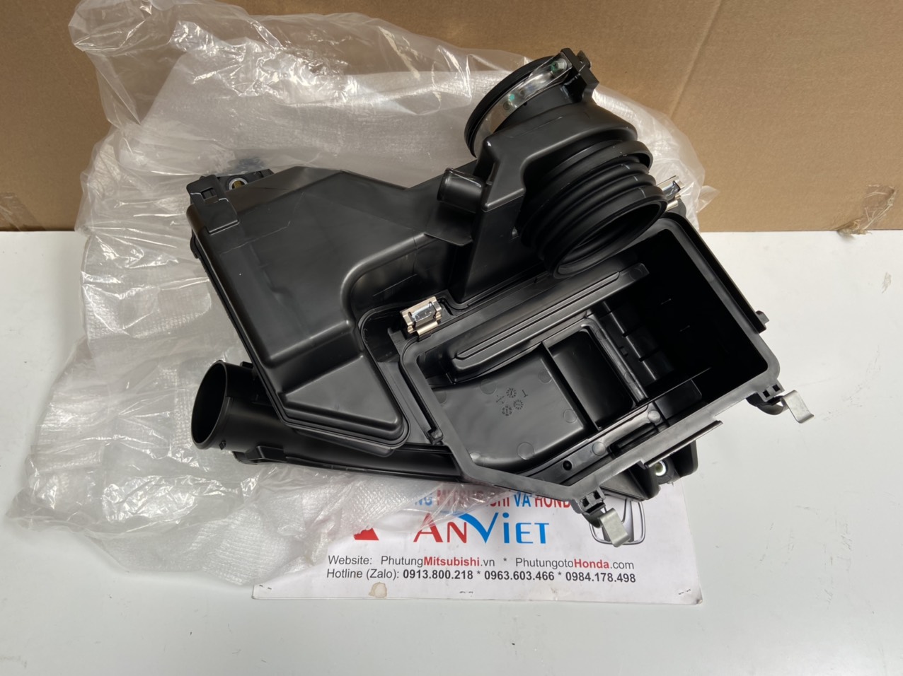 Nắp bầu lọc gió dưới xe Honda CITY 2016